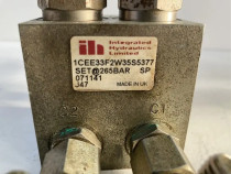 Neuson 3503 3703 remventiel Senkbremsventil Sinkbrake valve